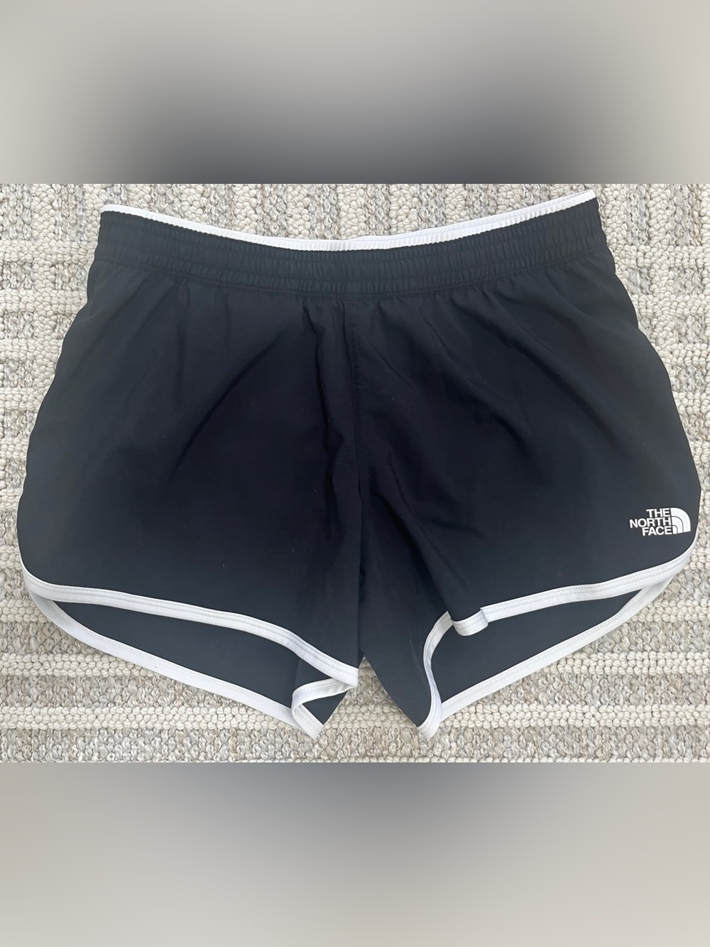 The North Face Flash Dry Shorts Lightweight Lined medium